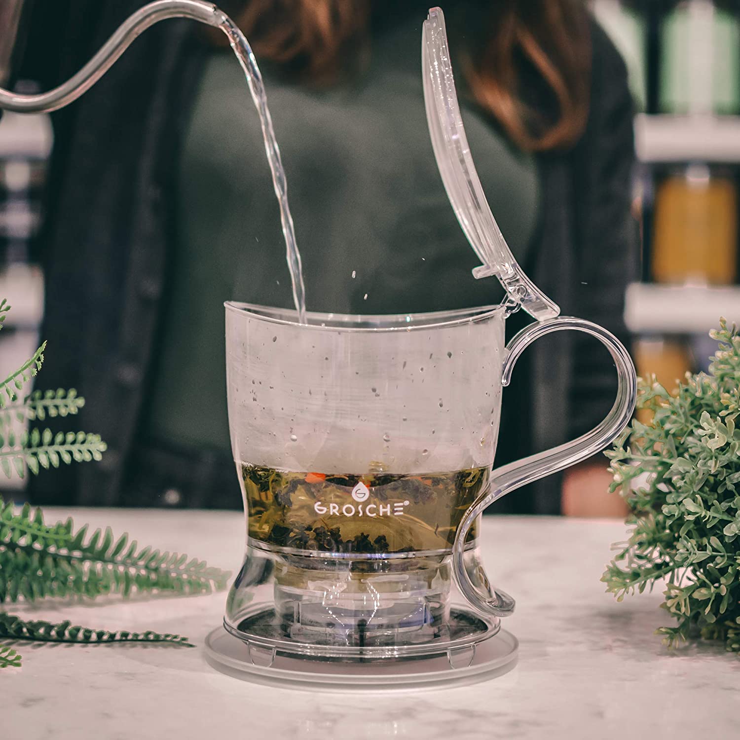 GROSCHE Aberdeen PERFECT TEA MAKER Tea pot with coaster, Tea Steeper, Easy Tea Infuser, 17.7 oz. 525 ml, EASY CLEAN Tea Steeper, BPA-Free teapot